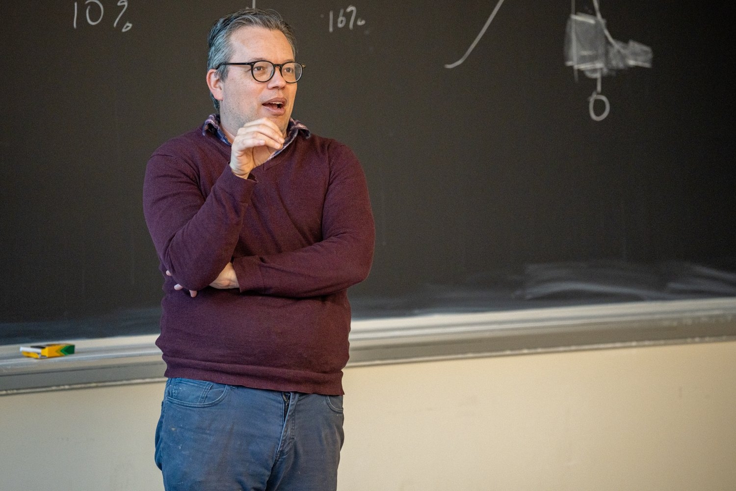 Exploring data and its influence on political behavior | MIT News